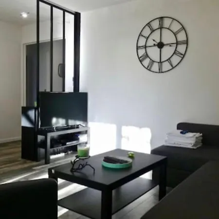 Holiday home Le Valery- 2 Bedrooms With Large Terrace!